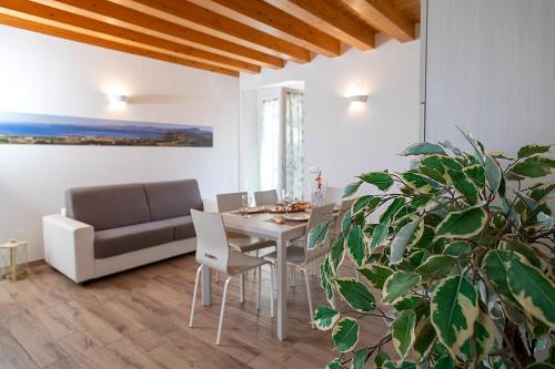 One-Bedroom House image 5