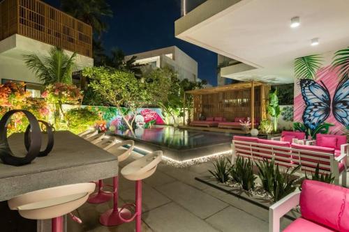 Five Palm [Casa Mariposa] With Private Pool & Garden, Dubai