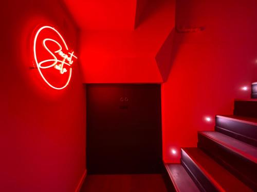 NOUVEAU - LUXURE - Secret Suite - JACUZZI in Melun