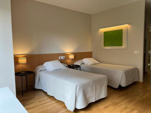 Apartamentos León - image 8