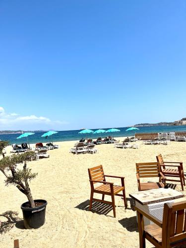 Le sud plage et piscine