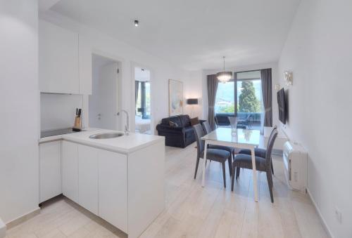 Royal Montesun Apartments - image 5