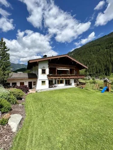 Jakob, Landhaus in Tux, Österreich