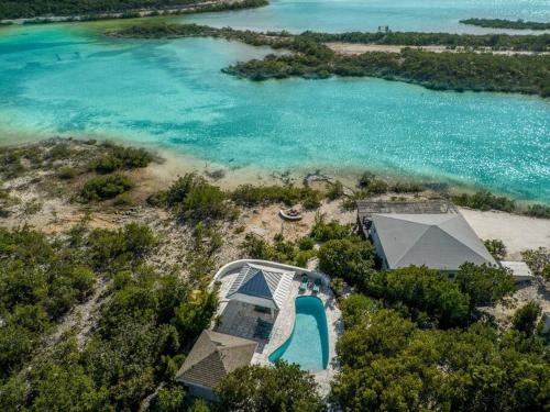 Modern Flamingo Lake Villa