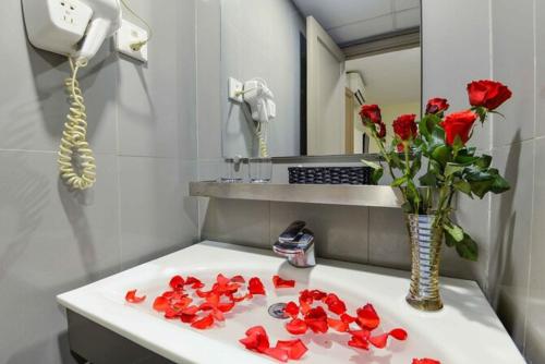 チャーナー ホテル