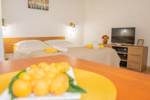 Eleonora Apartments Free Parking Garden & 5 Min to Beach - image 3