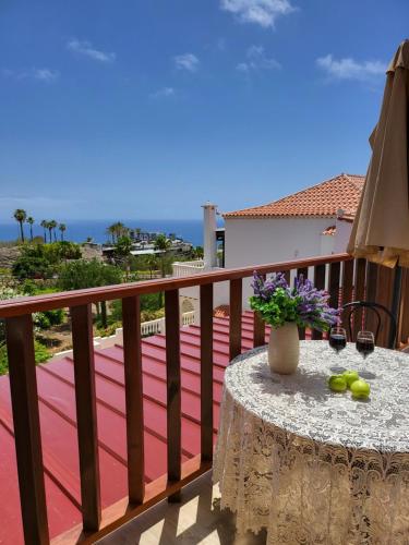 BUNGALOW private pool bbq air conditioning stunning ocean view, Tenerife