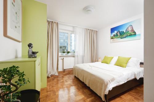 Lumina spacious apartment near the railway station, Warsaw (photo 8)