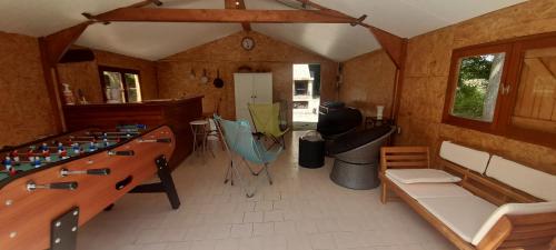 Vacances a la campagne mobil home tout confort , chalet avec barbecue,