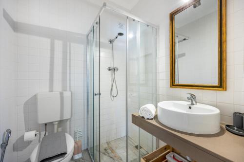 I'm on Charming Home - image 12