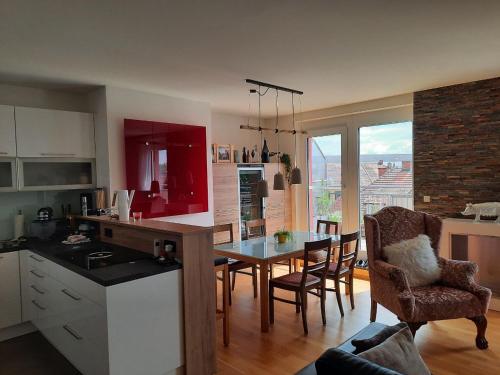  Penthouse Wohnung am Radweg mit Dachterasse in Waidhofen an der Thaya