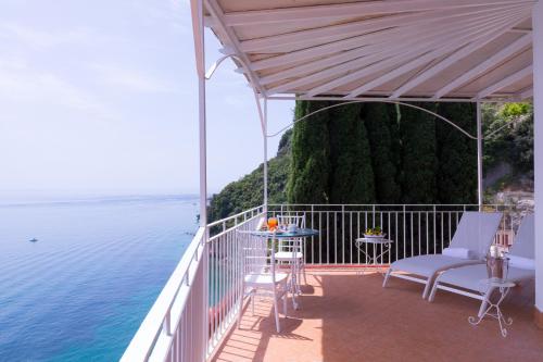 Villa Paradise (Amalfi Coast - Luxury Home - Beach) in Четара