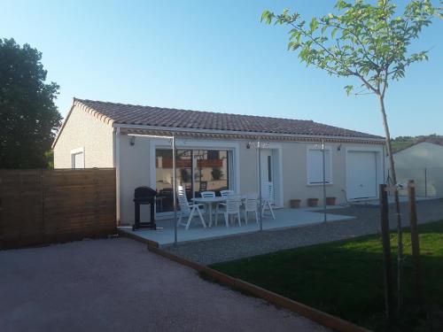 Maison individuelle neuve avec piscine - Location saisonnière - Limoux