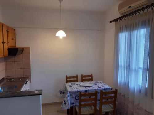 One-Bedroom Apartment image 10