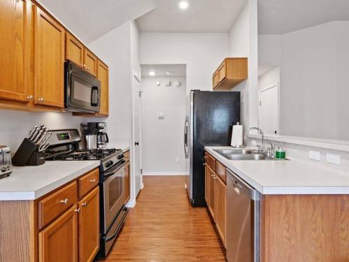 Cozy Getaway, Minutes from Austin! Cozy Getaway, Minutes from Austin!