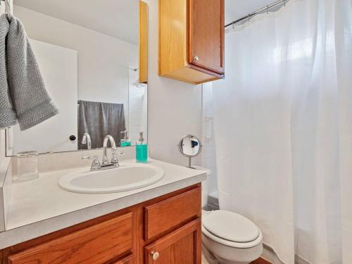 Cozy Getaway, Minutes from Austin! Cozy Getaway, Minutes from Austin!