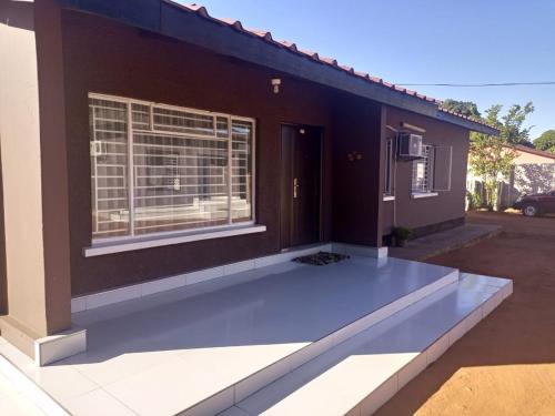 . Kasuda three bedrooms house in Livingstone