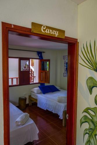 1 double bed, 1 twin bed