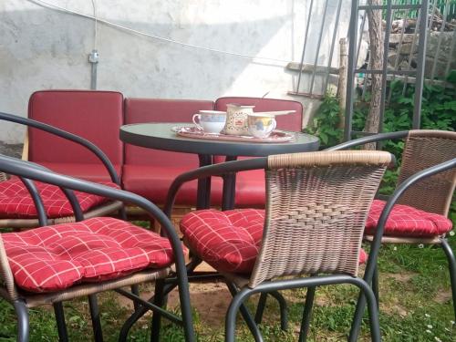 Iekārtas, STD Kuća Talija (STD Kuca Talija) in Vrtovac