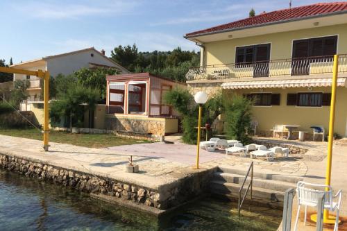 陽台/露台, The beach house in Tribanj in 崔班齊