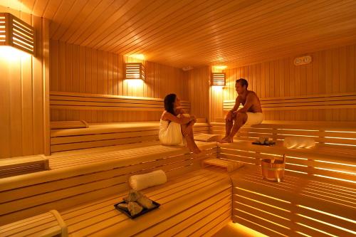 Spa, Silva Hotel Splendid                                                                         in 菲烏吉