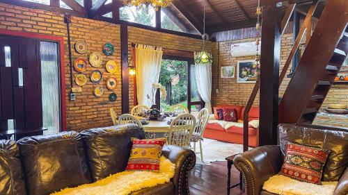 Locar-in Gramado - Chalé Planalto 10 pax