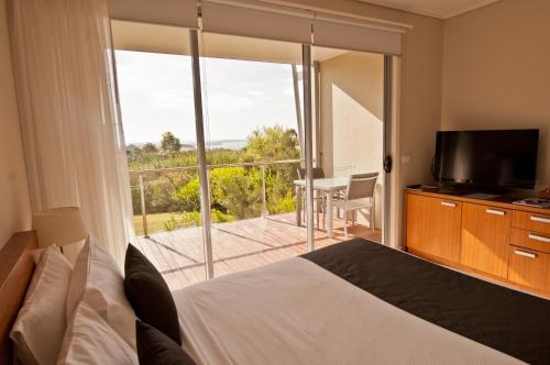 Balcony/terrace, Silverwater Resort in Phillip Island