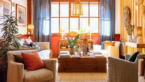 共用Lounge/電視區, 拉普拉格酒店 (Hotel de La Plage) in 博恩地區聖於連