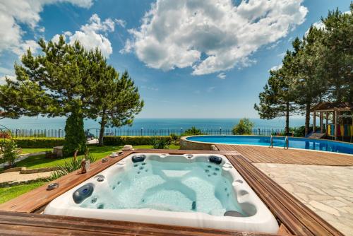 Sunny House Izgrev, Balchik