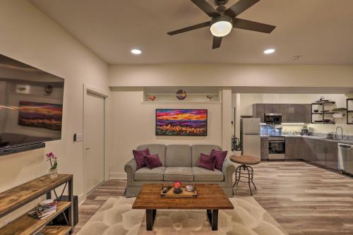 First-Floor Asheville Apartment Great Location! in Asheville, USA