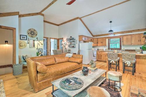 Boone Hideaway with Deck, Grill and Forest Views!