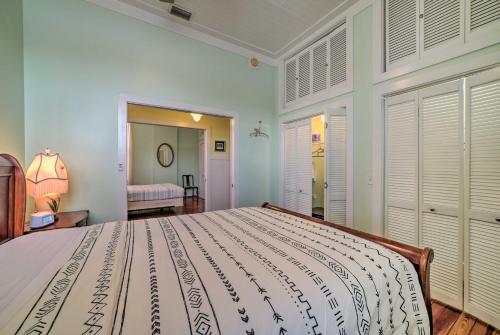 Guestroom, Charming DeFuniak Apartment in Historic Dtwn! in Defuniak Springs (FL)