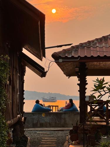 Homebeach Resort เกาะล้าน – Koh Lan, DC