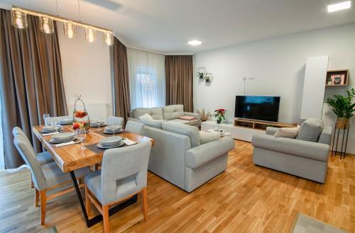 Koplietošanas atpūtas telpa ar TV, House Forest Queen in Smoljanac