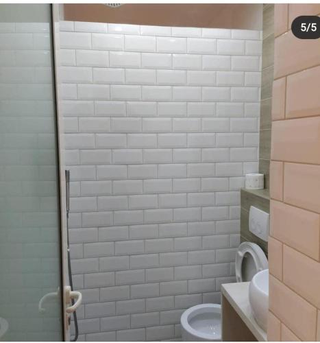 Lovely 1 bedroom apartment near Eye of Tirana, Tirana (photo 8)