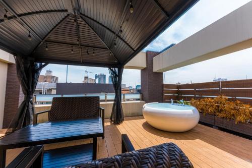 Penthouse Apartment image 6
