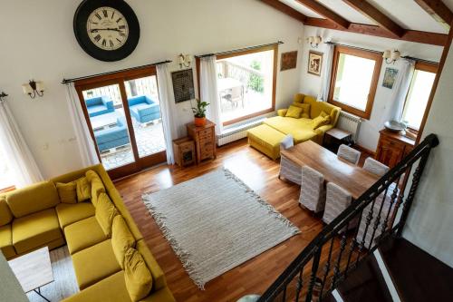 Organic Creek Garden Deluxe Villa
