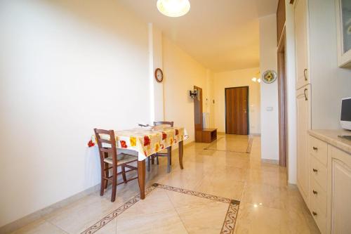  Etna Royal View - Appartamento Monolocale Vista Mare in Trecastagni
