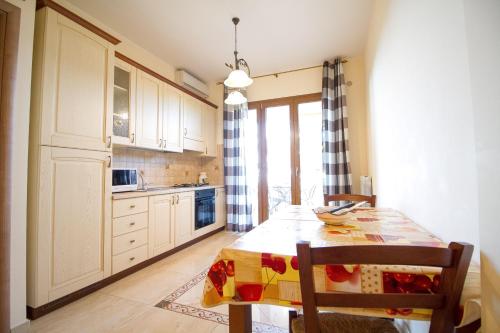  Etna Royal View - Appartamento Monolocale Vista Mare in Trecastagni