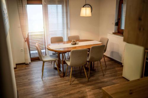 Зручності, Holiday house Aronija in Смар'є прі Єлса