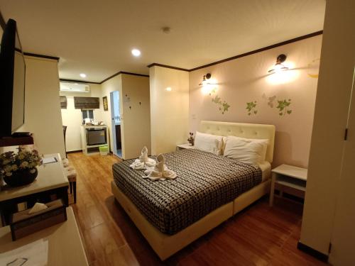366676551 Cana Boutique Hotel