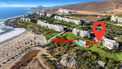 Puerto Velero Primera Línea Primer Piso con Jardín, Piscina y Playa! 2pax