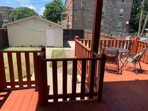 Spacious 5-BR House near Transit w Parking in North Lawndale