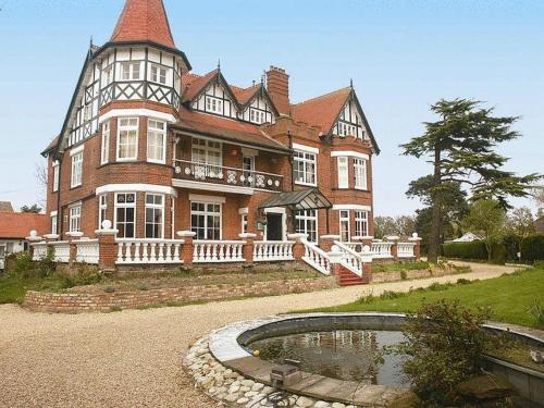 The Grange Hotel hotel Marham Castle