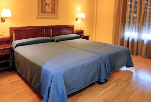 Hostal Plaza Mayor Room Type - Twin Room