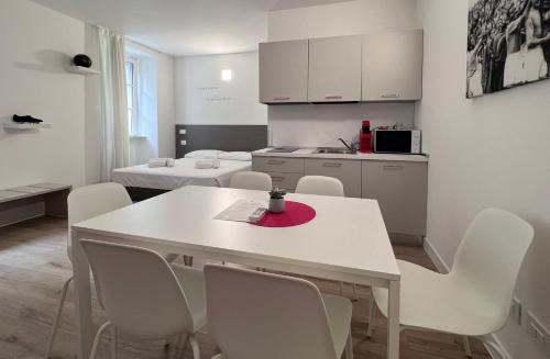 Superior Apartment image 9