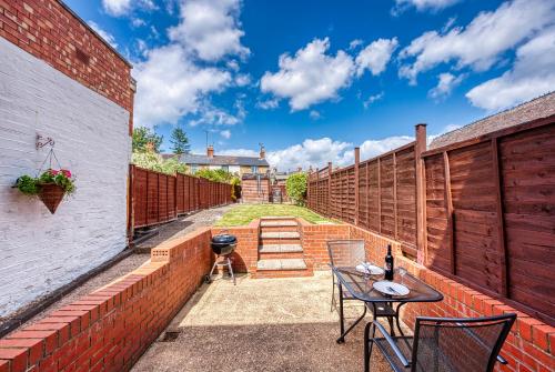Balcony/terrace, Pendicke Cottage, Southam in Southam
