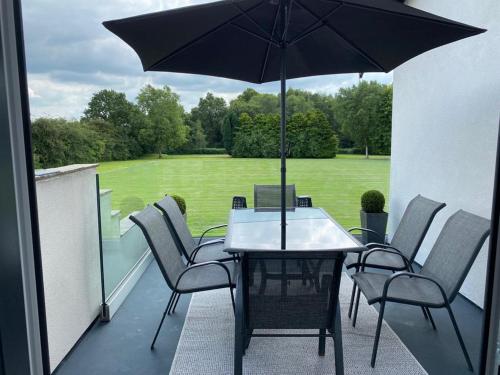 The Mews - Family space, garden, parking, balcony, view in Adlington