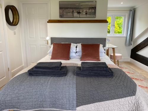 The Mews - Family space, garden, parking, balcony, view in Adlington