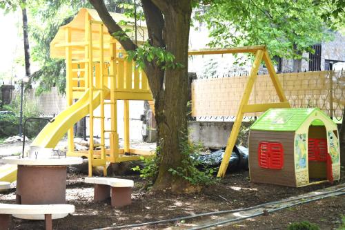 Iekārtas, Kincs Apartman és Jurtaszállás (Kincs Apartman es Jurtaszallas) in Dobogoko